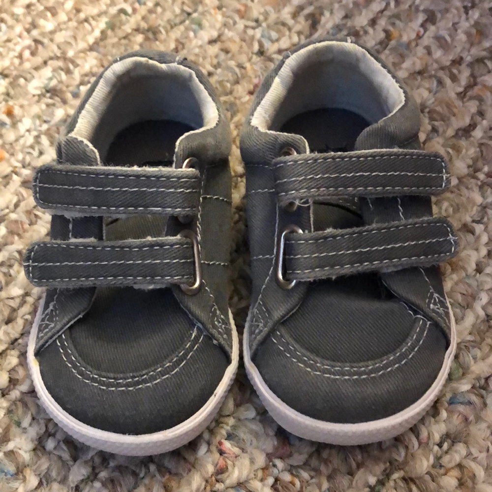 Baby shoes